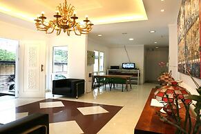 Sun Rise House
