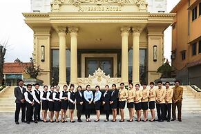 Riverside Hotel