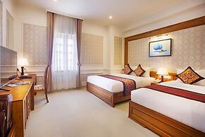 Riverside Hotel