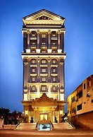 Riverside Hotel