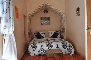 Riad Bonheur