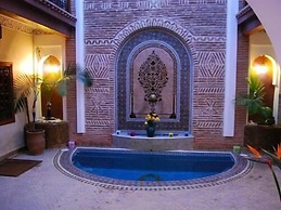 Riad Bonheur