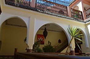 Riad Bonheur