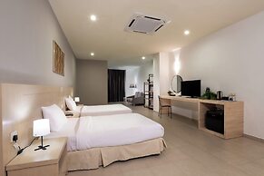 Golden View Serviced Apartment