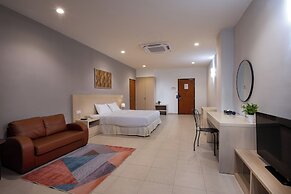 Golden View Serviced Apartment