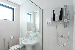 Golden View Serviced Apartment