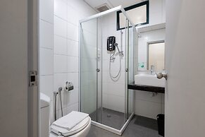 Golden View Serviced Apartment
