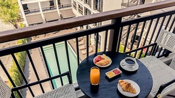 Buri Siri Hotel