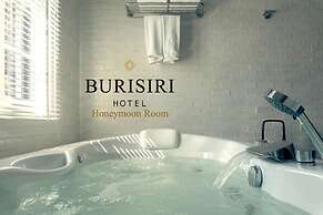 Buri Siri Hotel