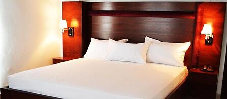 Intellectual Inn - Bahria Town