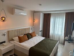 Aura Boutique Hotel