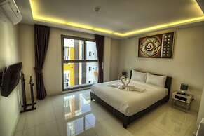 C-View Boutique