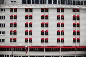 Manhattan Hotel