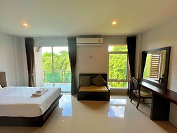 Peak Boutique City Hotel