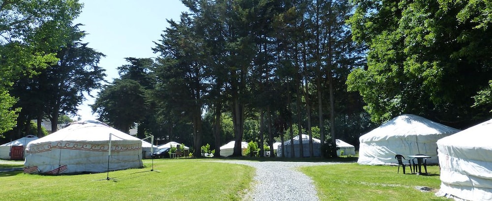 Le Village de Yourtes