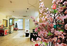 Hotel Lautze Indah