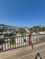 Ibak Sunny Houses