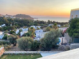 Ibak Sunny Houses