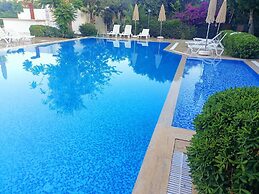 Ibak Sunny Houses