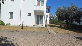 Ibak Sunny Houses