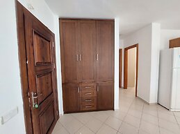 Ibak Sunny Houses