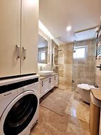 Ibak Sunny Houses