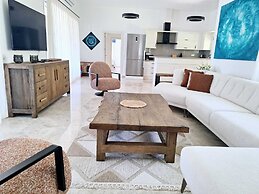 Ibak Sunny Houses