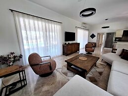 Ibak Sunny Houses