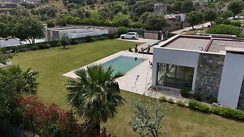 Ibak Sunny Houses