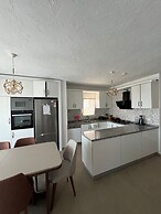Ibak Sunny Houses