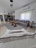 Ibak Sunny Houses