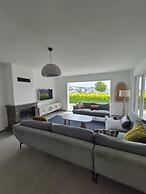 Ibak Sunny Houses