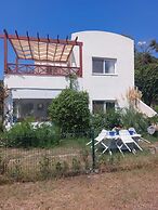 Ibak Sunny Houses