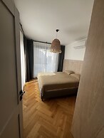 Ibak Sunny Houses