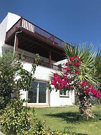 Ibak Sunny Houses