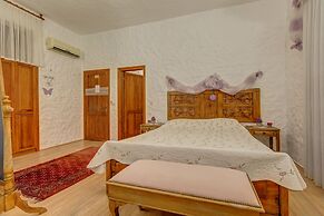 Lale Lodge Hotel