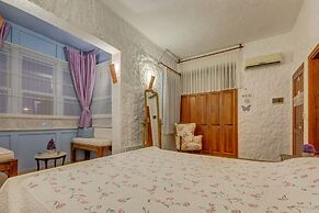 Lale Lodge Hotel