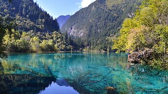 Hilton Jiuzhaigou Resort