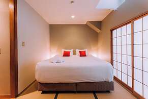Double Black Hotel
