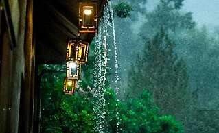 Cat Ba Eco Lodge