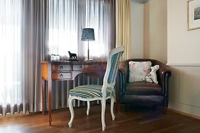 Townhouse Boutique Hotel