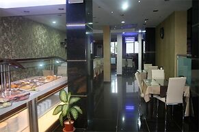 Ugur Hotel
