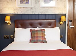 Castle Hotel by Chef and Brewer Collection