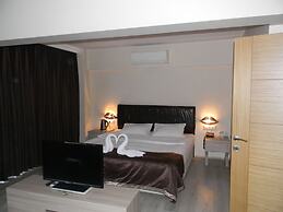 Sun Suites