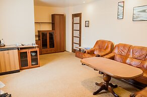 Yavir Hotel