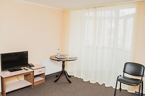 Yavir Hotel