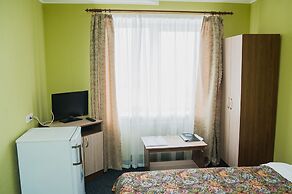 Yavir Hotel