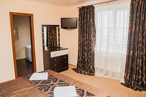 Yavir Hotel