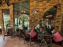 Kanta Hill Resort