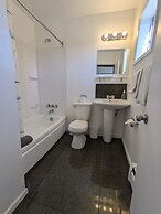 Deerview Lodge & Cabins - Princeton BC